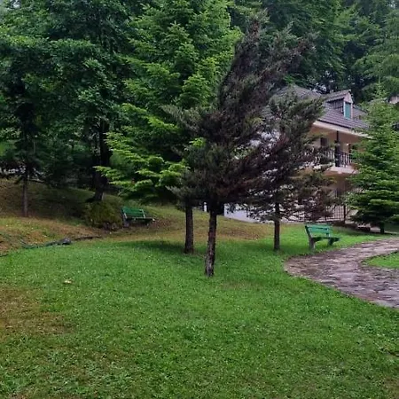 Bujtina Te Grima Hotel *