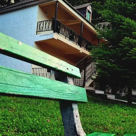 Bujtina Te Grima Hotell